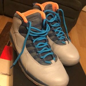 Air Jordan retro 10 size 8M
